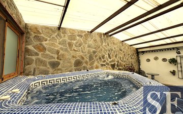 Property slide 14