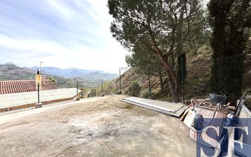 Property slide 18