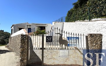 Property slide 17