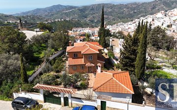 Property slide 19