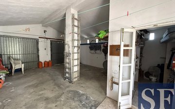 Property slide 19