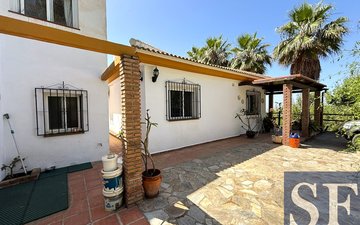Property slide 14