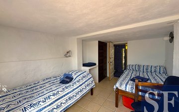 Property slide 17