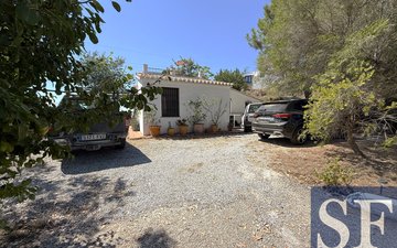 Property slide 18