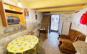 Property slide 11
