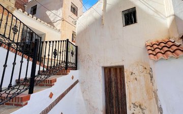 Property slide 17