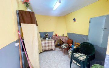 Property slide 8