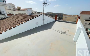 Property slide 16