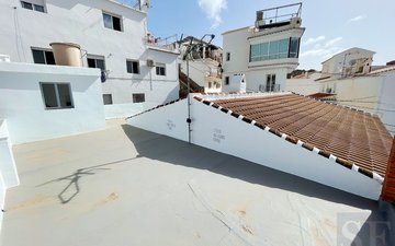 Property slide 17