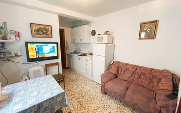 Property slide 5