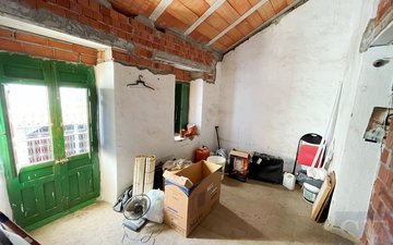 Property slide 10