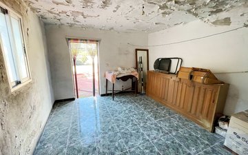 Property slide 16