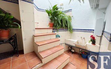 Property slide 14