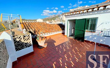 Property slide 18