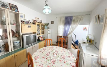 Property slide 3