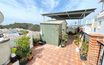 Property slide 18