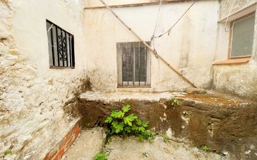 Property slide 15
