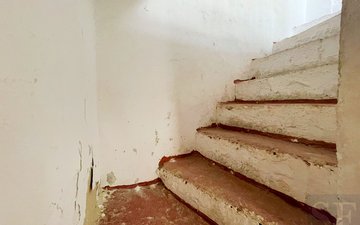 Property slide 17