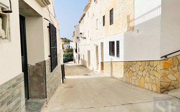 Property slide 19