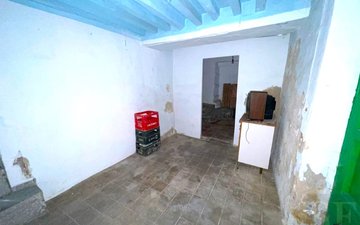 Property slide 9