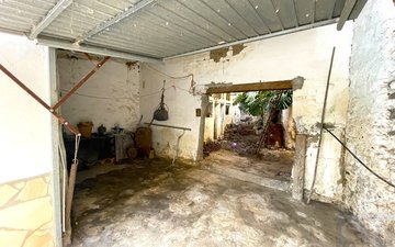 Property slide 4