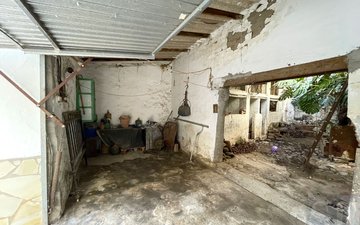 Property slide 12