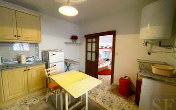 Property slide 18