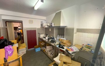 Property slide 6