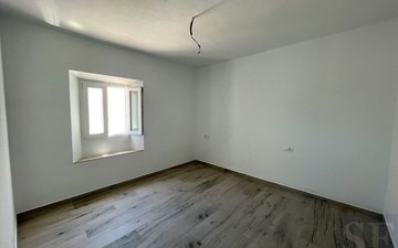 Property slide 5