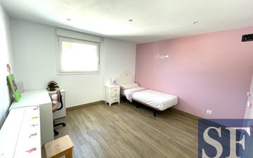 Property slide 4