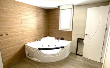 Property slide 10