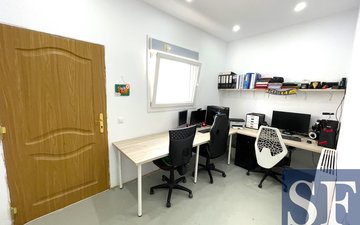 Property slide 17