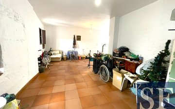 Property slide 15