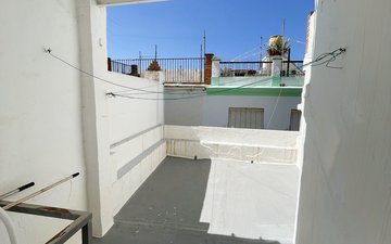 Property slide 14