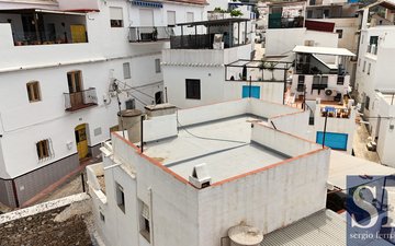 Property slide 18