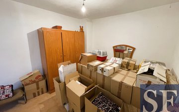 Property slide 4