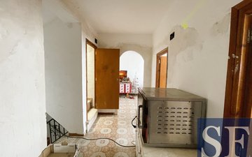 Property slide 14