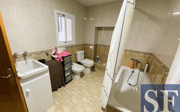 Property slide 16