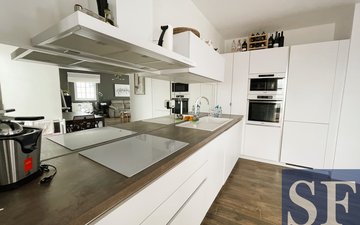 Property slide 6