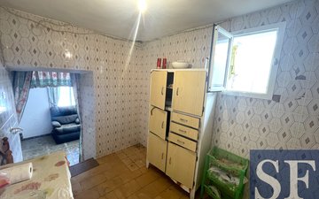 Property slide 5