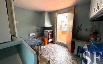 Property slide 4