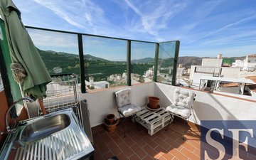 Property slide 14