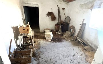 Property slide 4