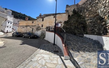Property slide 16