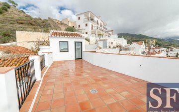 Property slide 19