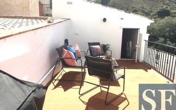 Property slide 17