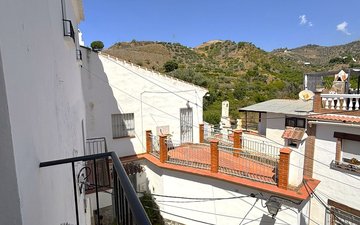 Property slide 19