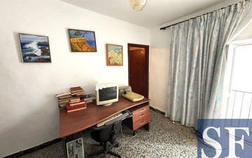 Property slide 15