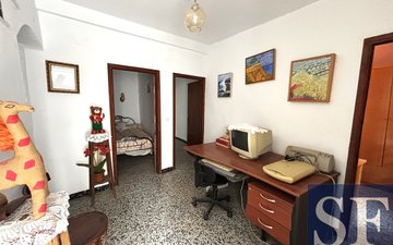Property slide 16