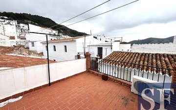 Property slide 19